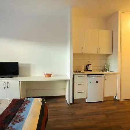 Apartman City Apartments